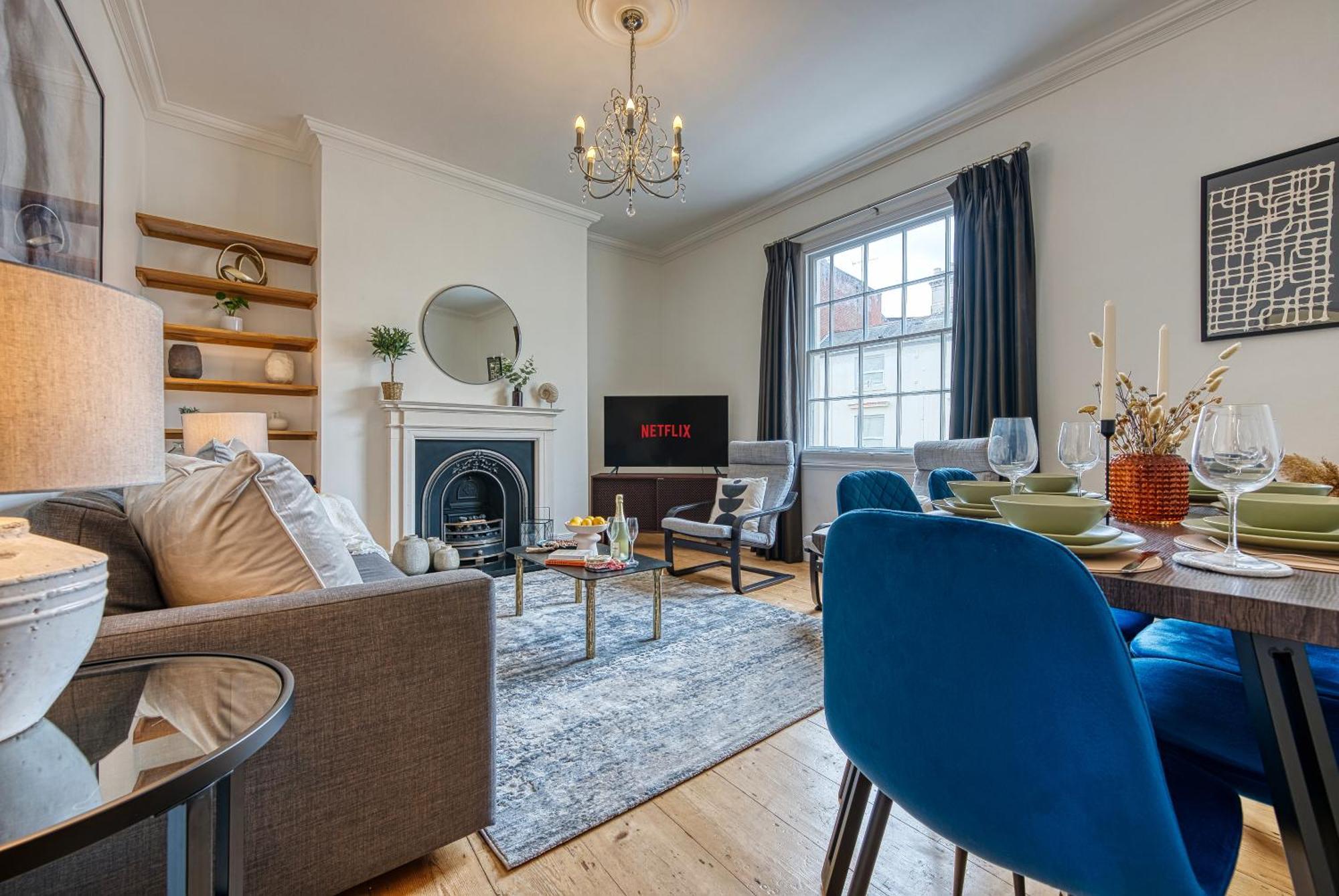 2 Bed Stunning Chic Modern Spacious Apt, Ocean Village, Southampton - Plenty Of Parking - By Blue Puffin Stays Exterior photo